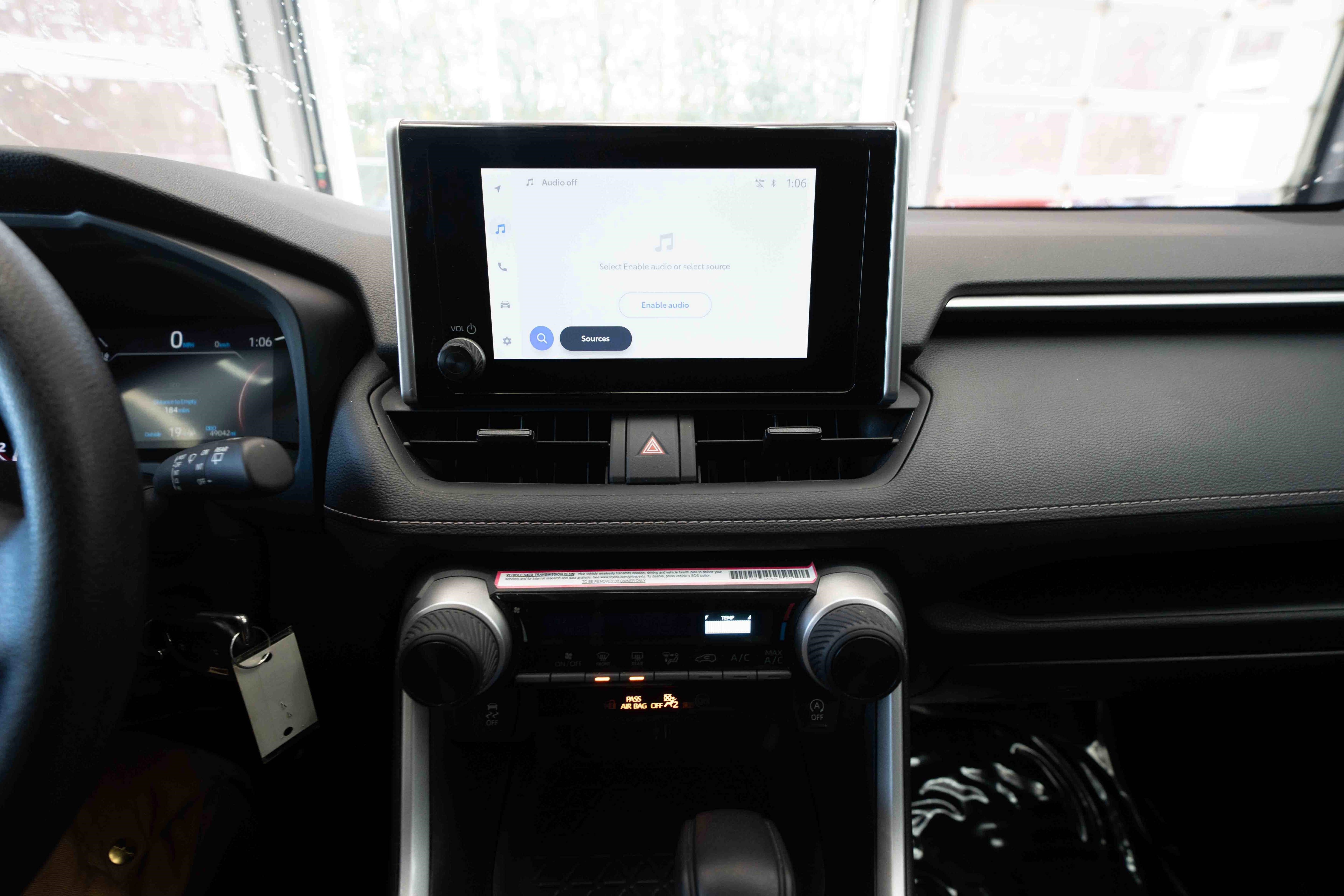 Used 2024 Toyota RAV4 LE image 17