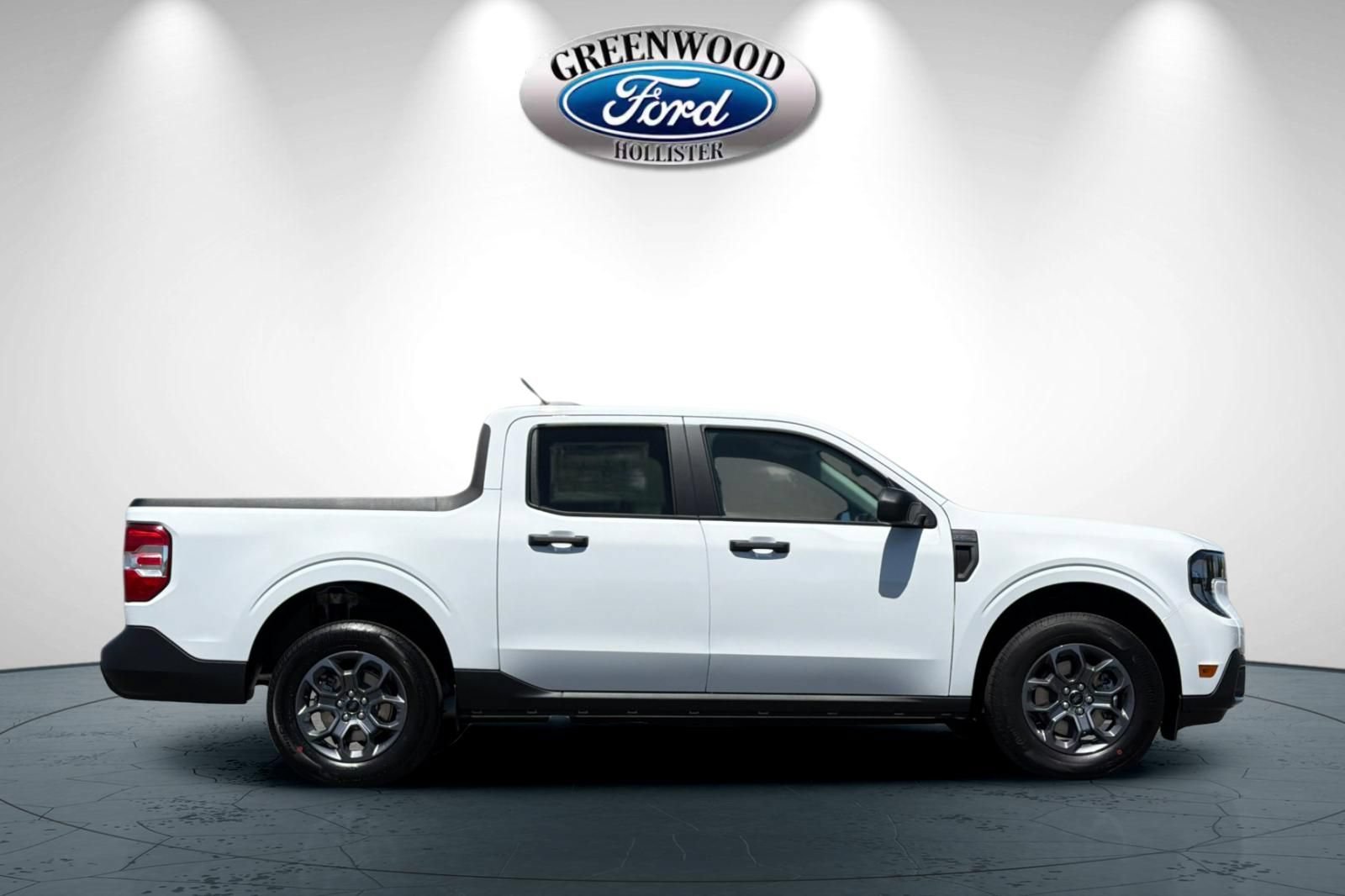 New 2026 Ford Maverick XLT FWD image 3