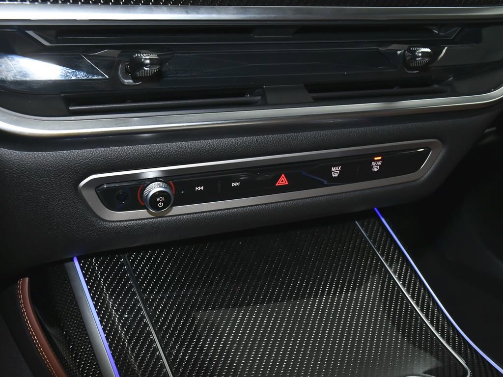 Used 2026 BMW X7 M60i image 31