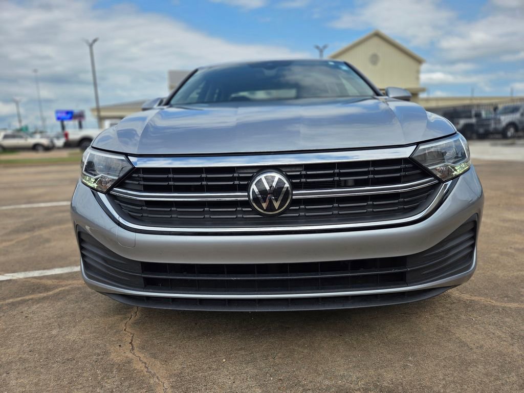 Used 2024 Volkswagen Jetta S FWD image 2