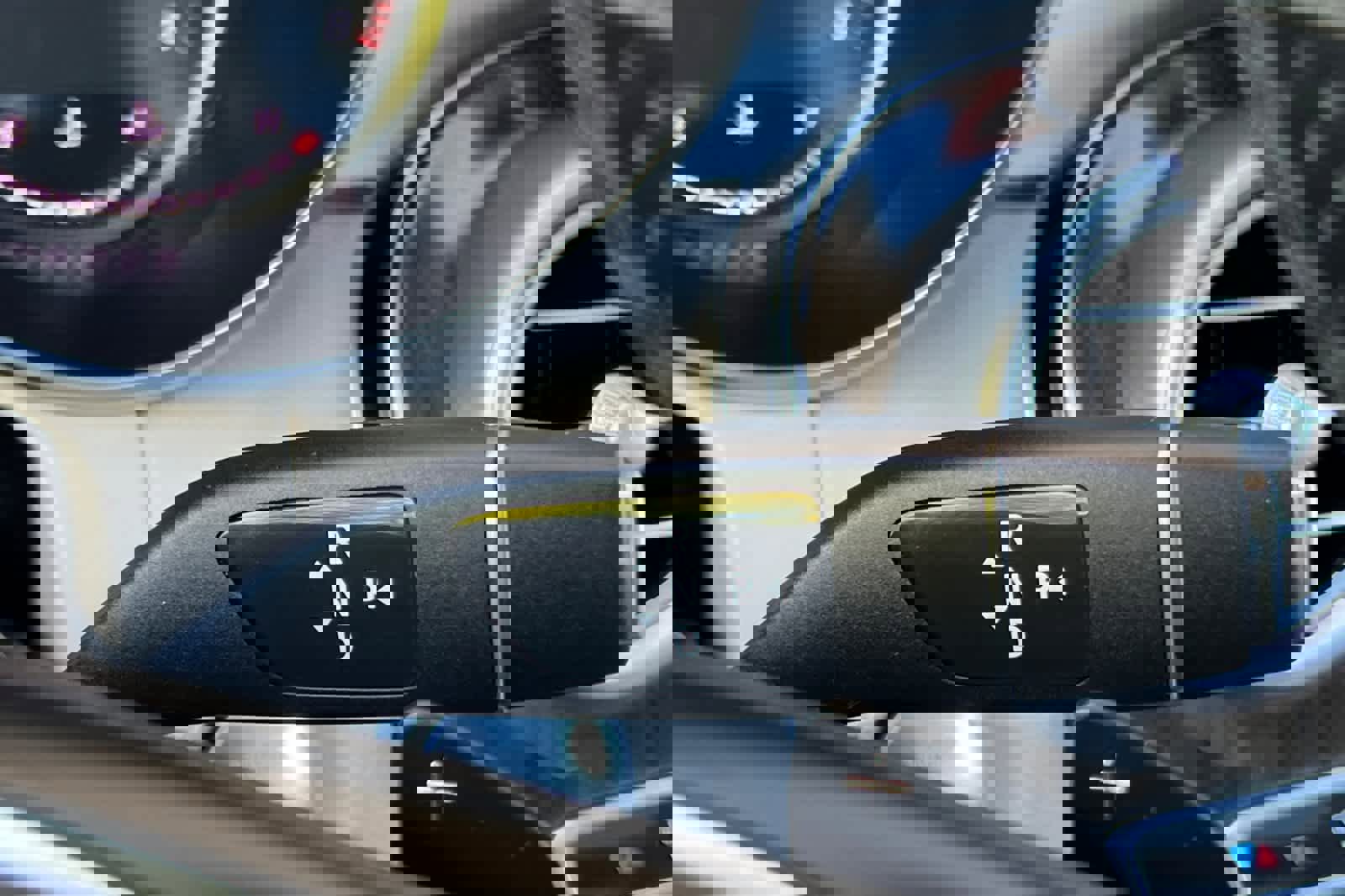 Used 2019 Mercedes-Benz GLC 300 4MATIC image 24