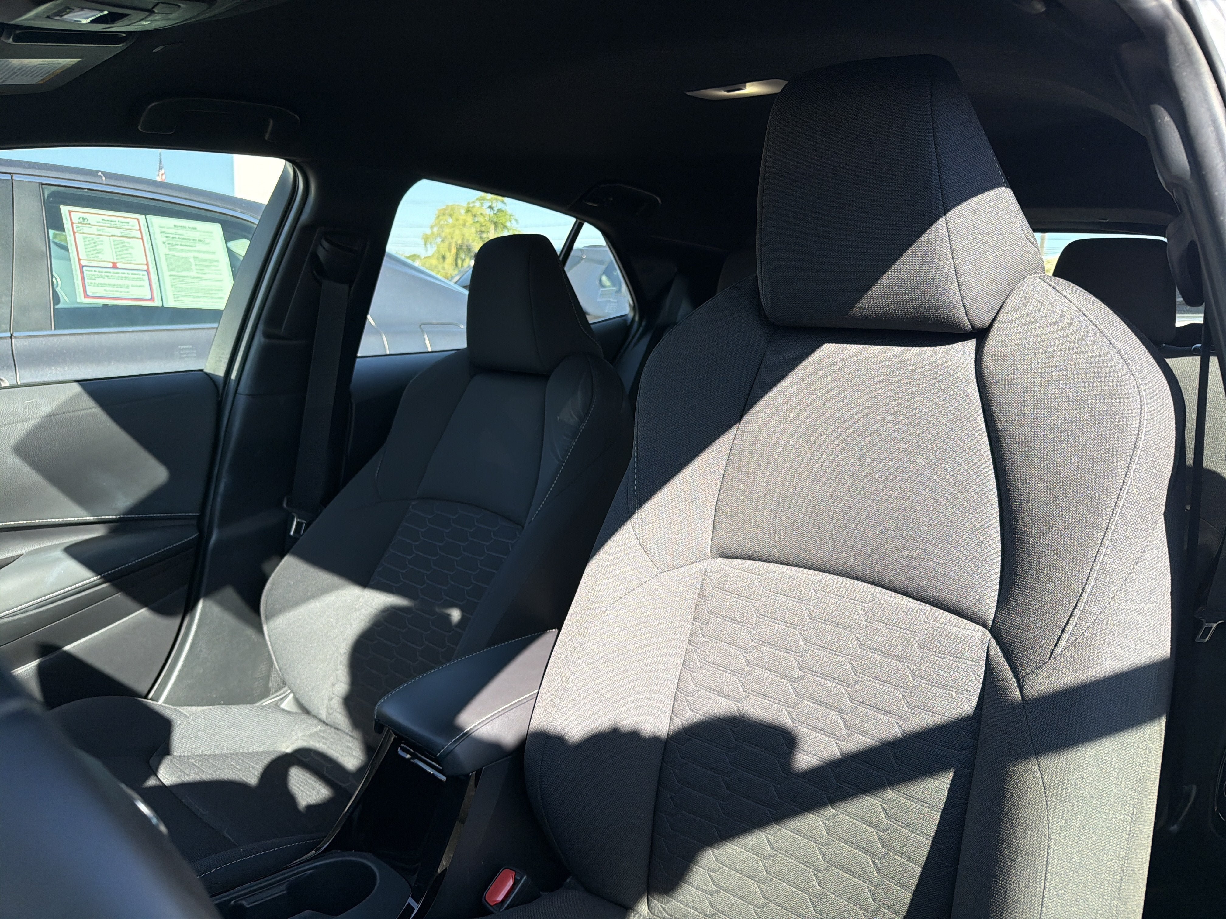 Used 2023 Toyota Corolla SE FWD image 7