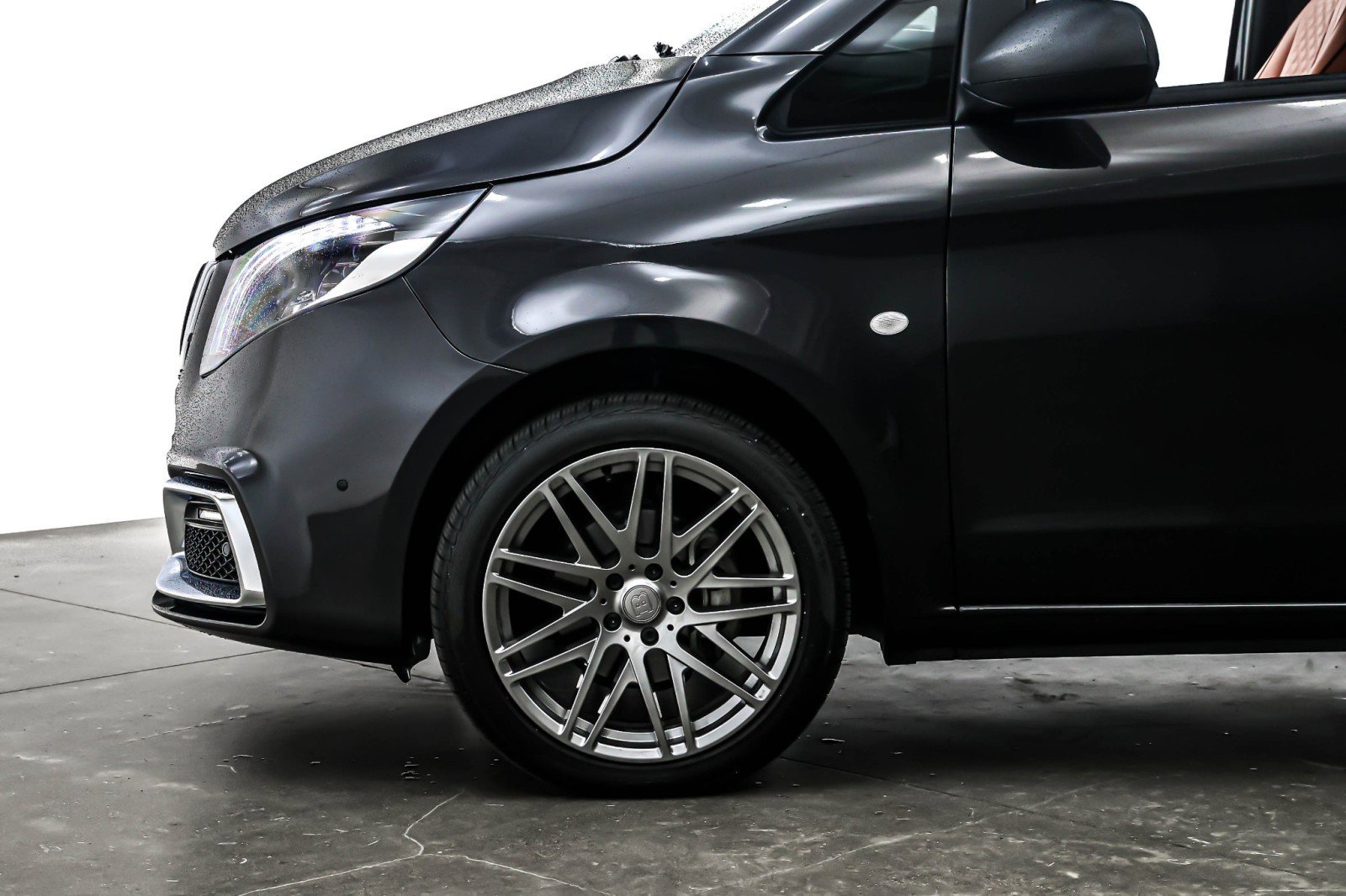 Used 2023 Mercedes-Benz Metris Passenger image 10