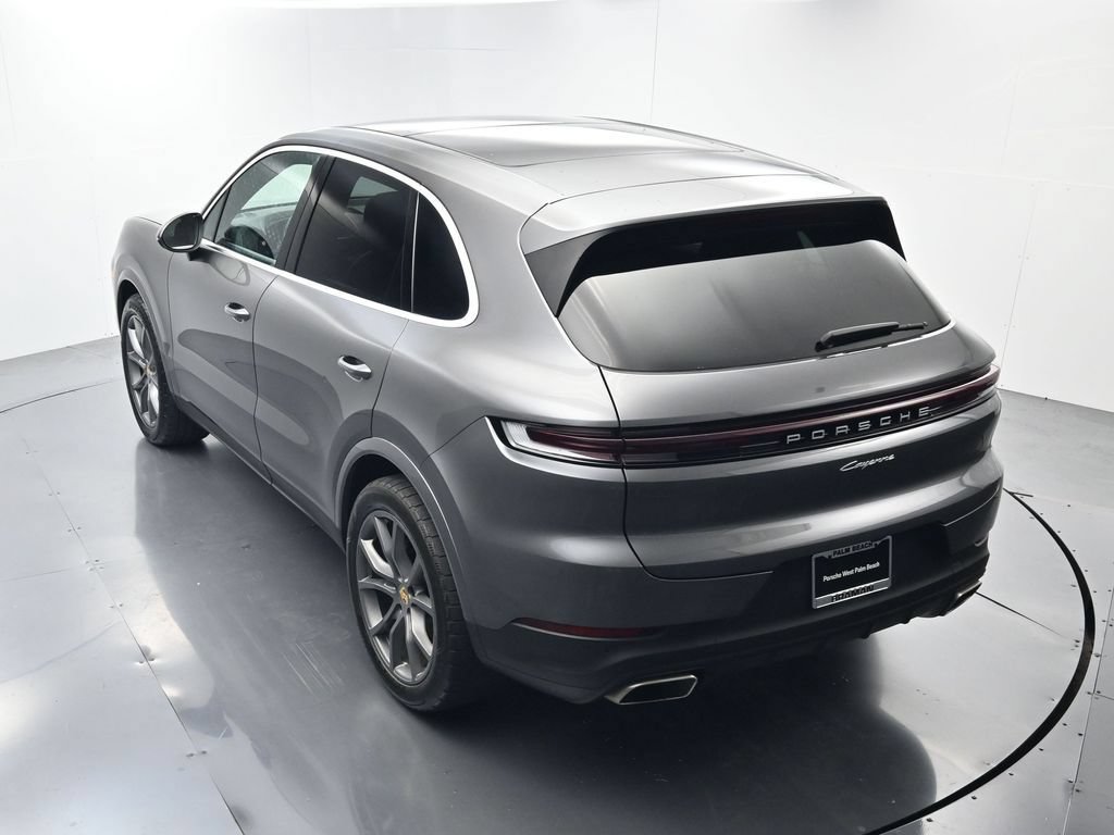 Certified 2024 Porsche Cayenne AWD/4WD image 36