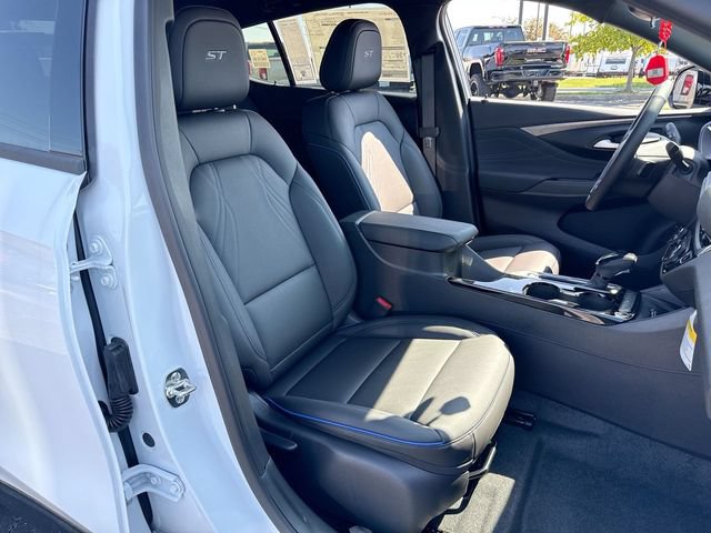 New 2026 Buick Envista Sport Touring w/ Convenience I Package FWD image 24