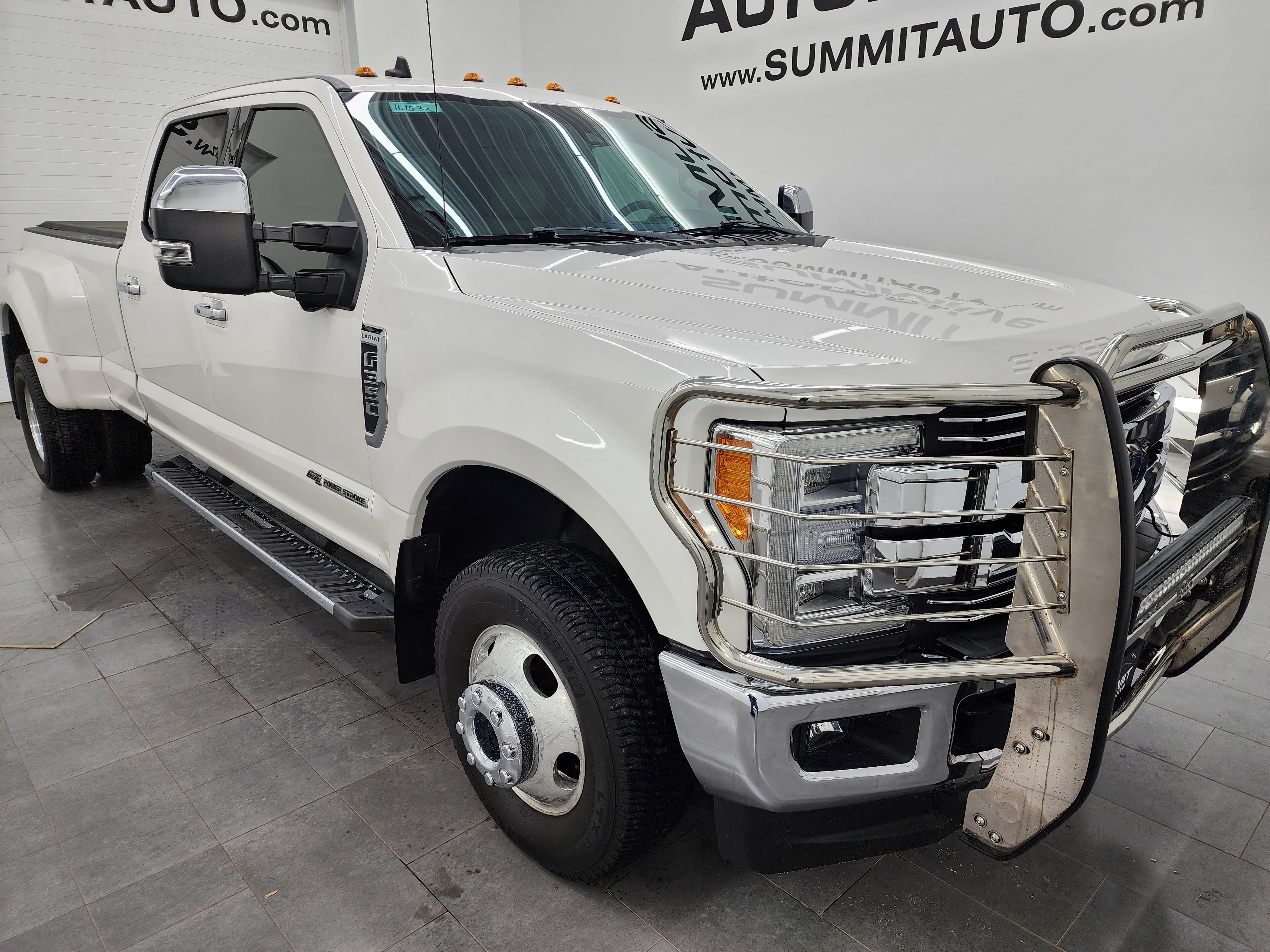Used 2019 Ford F350 Lariat w/ Lariat Ultimate Package image 2