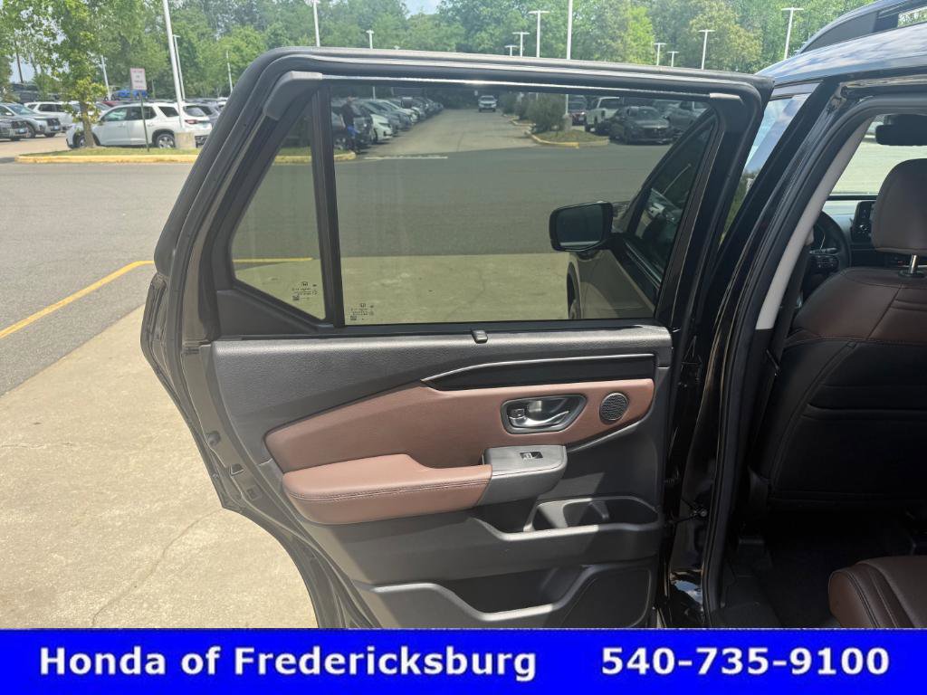 Certified 2025 Honda Pilot Elite image 15