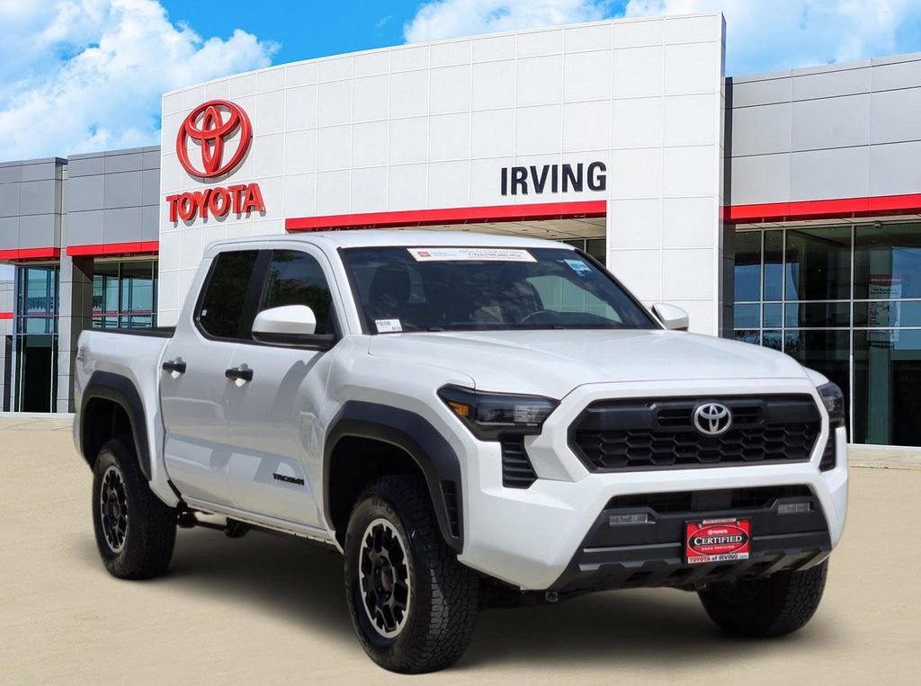 Certified 2024 Toyota Tacoma TRD Off-Road AWD/4WD image 2