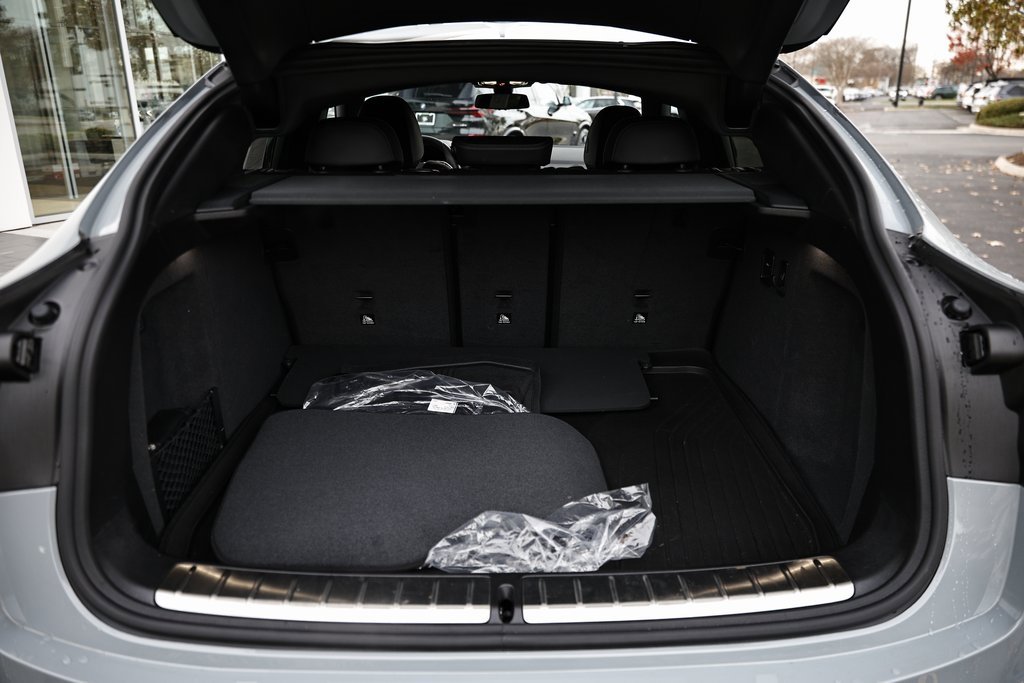 Used 2025 BMW X4 xDrive30i w/ Premium Package image 30