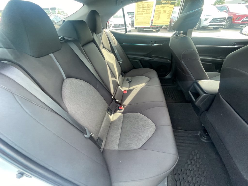 Used 2021 Toyota Camry LE AWD/4WD image 28