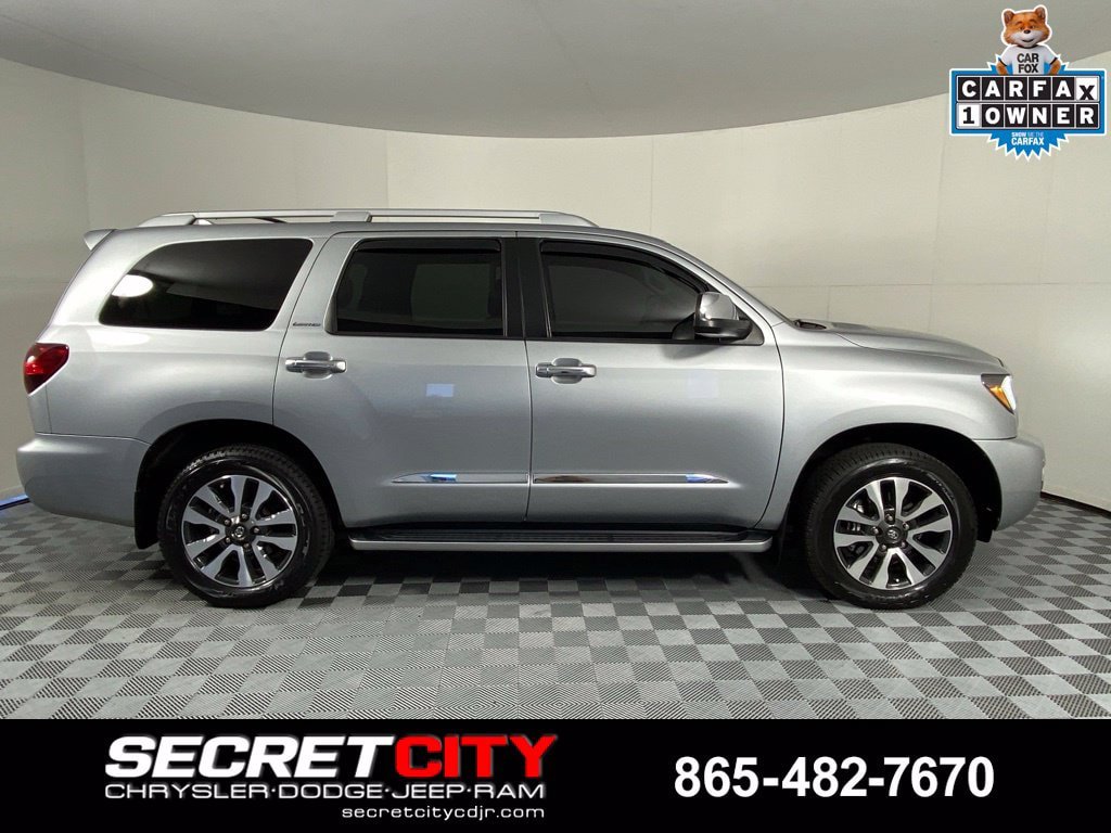Used 2020 Toyota Sequoia Limited w/ Safety & Convenience Package AWD/4WD image 8