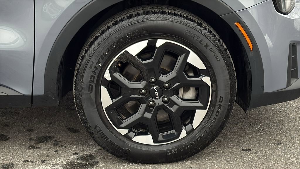 Used 2024 Kia Sorento S image 7