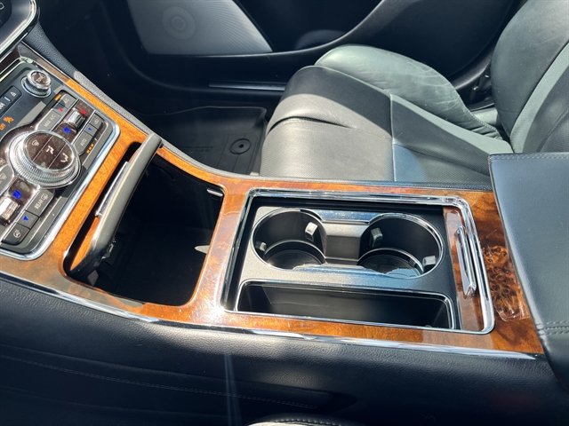 Used 2018 Lincoln Continental Reserve w/ Luxury Package AWD/4WD image 42