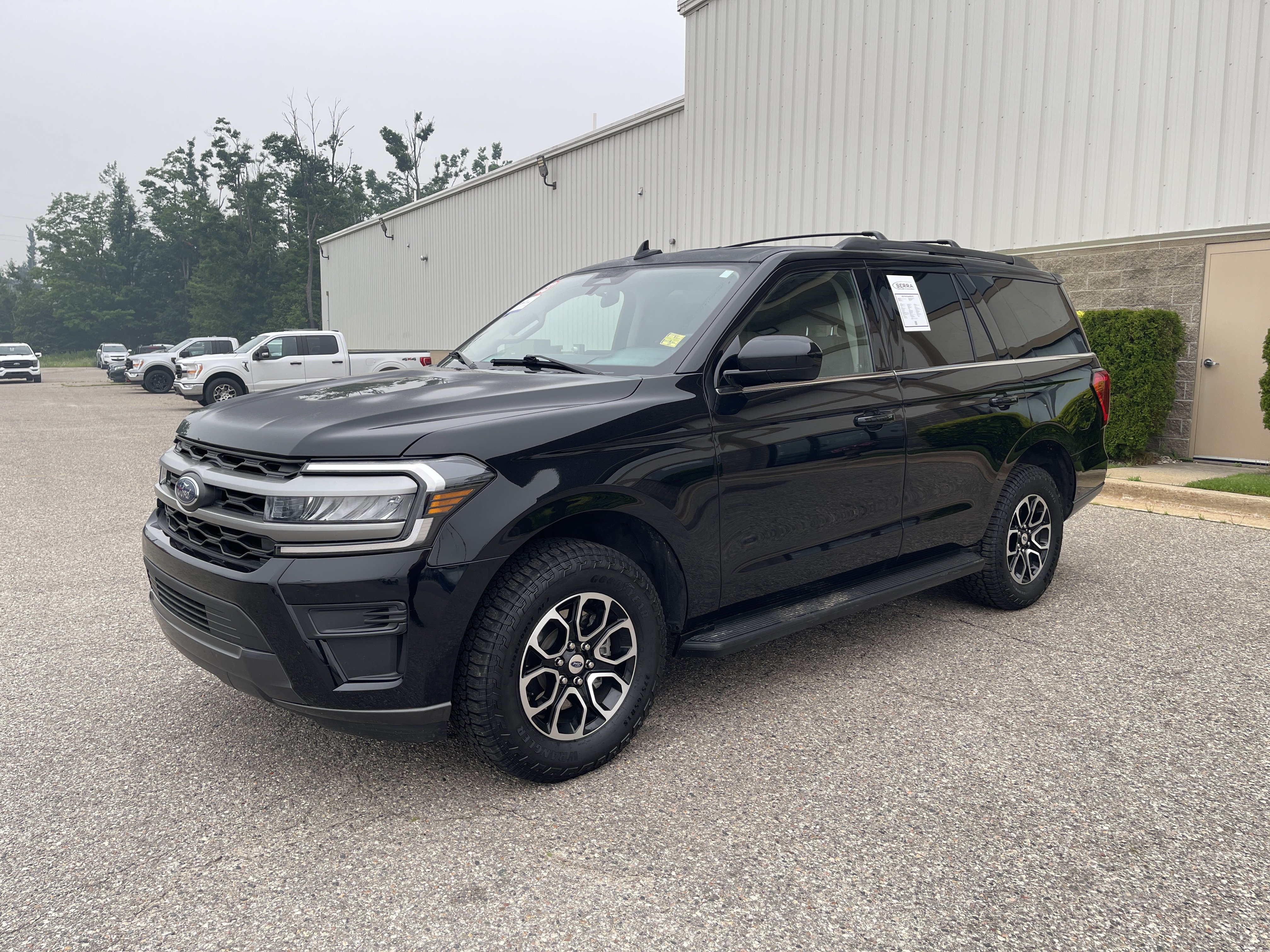 Used 2023 Ford Expedition XL AWD/4WD image 8