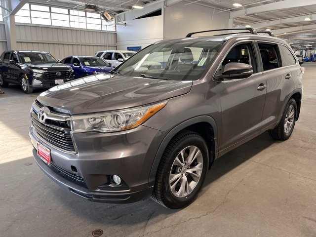 Used 2015 Toyota Highlander XLE image 7