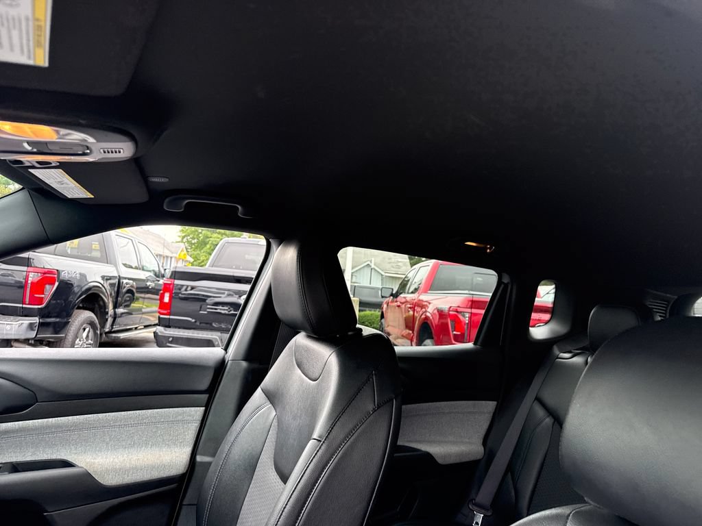 Used 2024 Jeep Compass Latitude AWD/4WD image 24