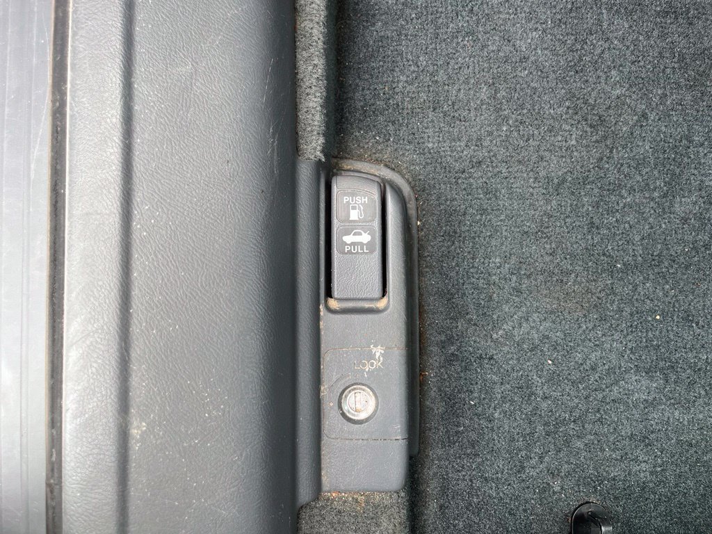 Used 2003 Honda Accord LX image 23