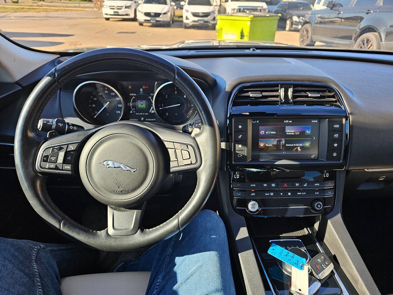 Used 2017 Jaguar F-PACE Premium AWD/4WD image 15