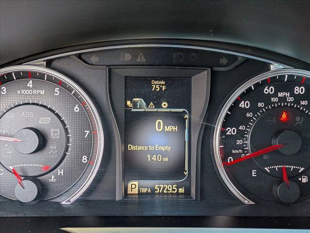 Used 2016 Toyota Camry SE FWD image 11