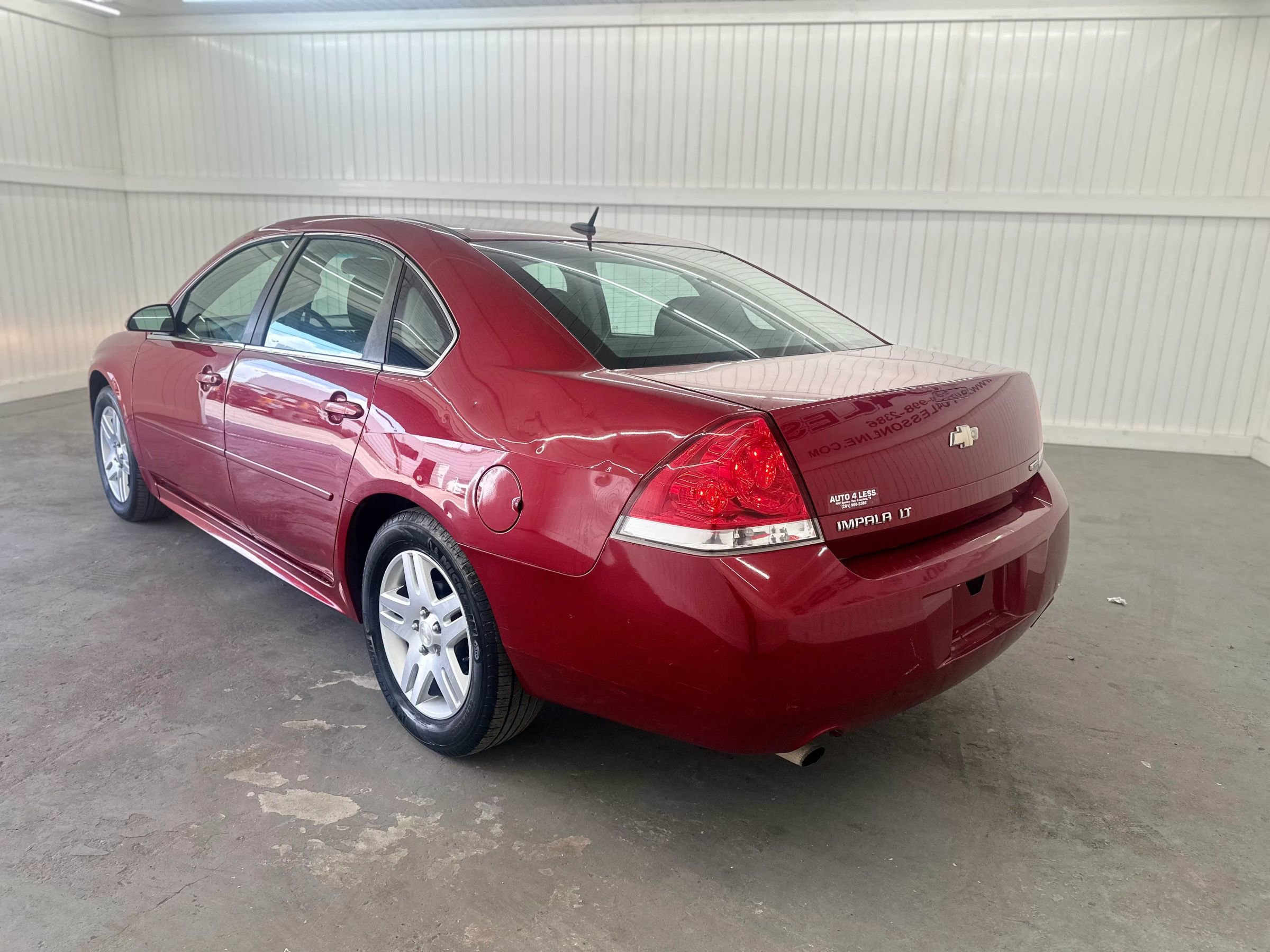 Used 2015 Chevrolet Impala LT w/ LT Sunroof Package image 7