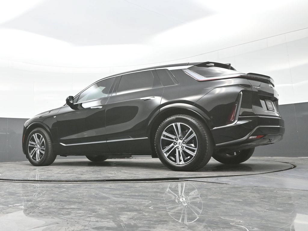 Certified 2024 Cadillac Lyriq Luxury AWD/4WD image 26