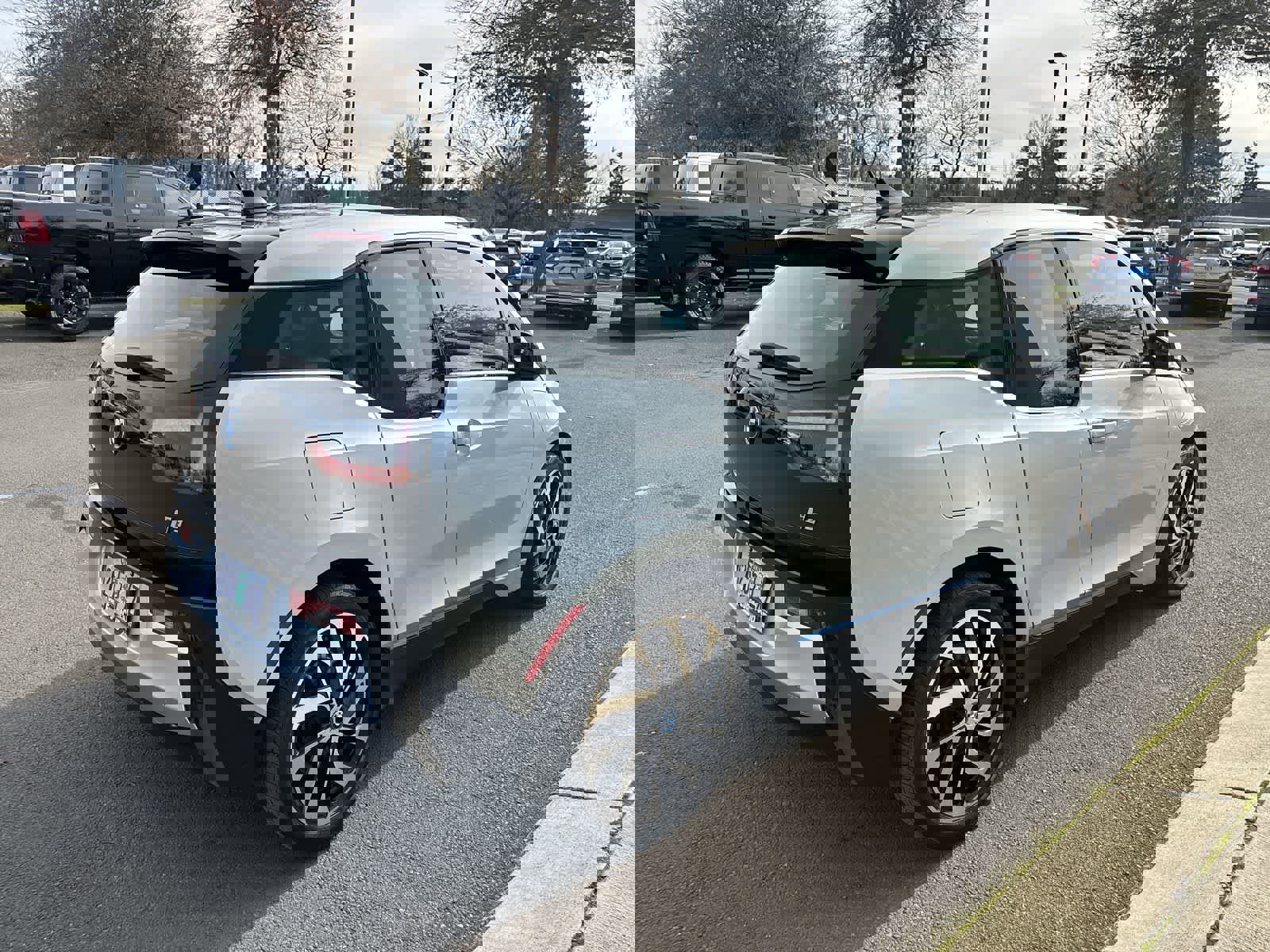 Used 2014 BMW i3 image 4