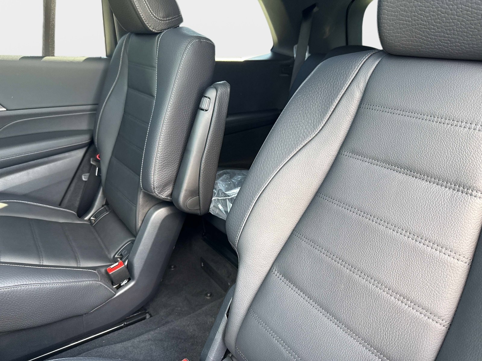 New 2026 Mercedes-Benz GLS 450 4MATIC image 14