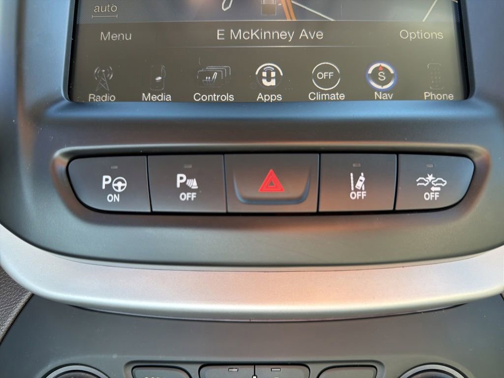 Used 2018 Jeep Cherokee Overland w/ Technology Group image 44