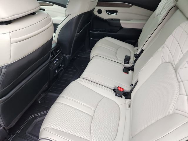 Used 2026 Honda Pilot Elite image 26