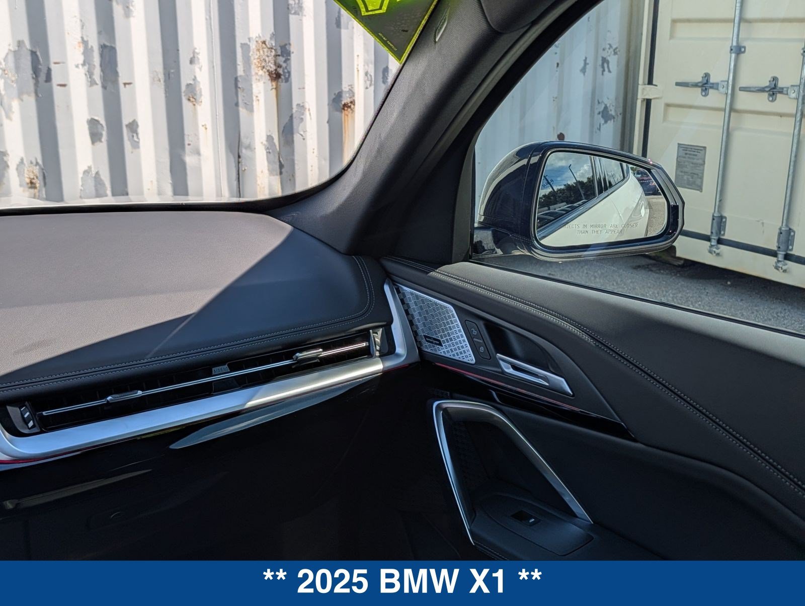 Used 2025 BMW X1 xDrive28i w/ Technology Package AWD/4WD image 19