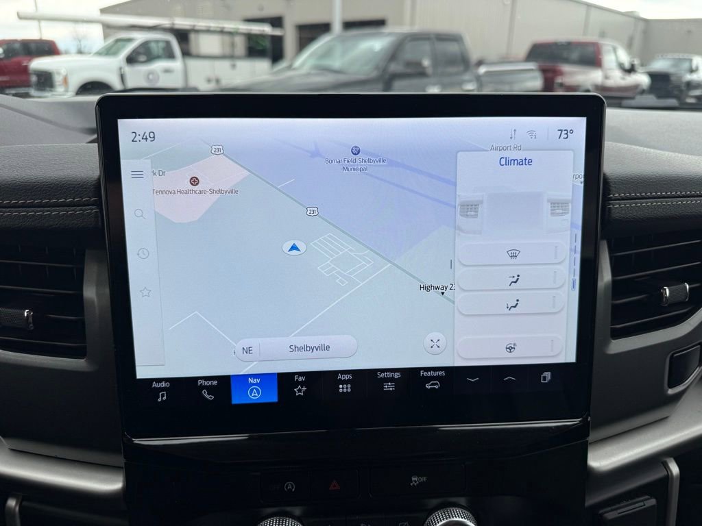 Used 2024 Ford Expedition XLT image 12