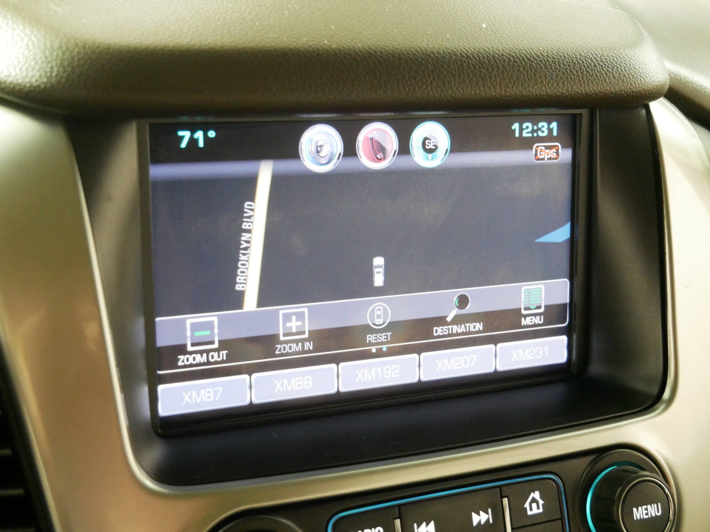 Used 2015 Chevrolet Tahoe LT AWD/4WD image 29