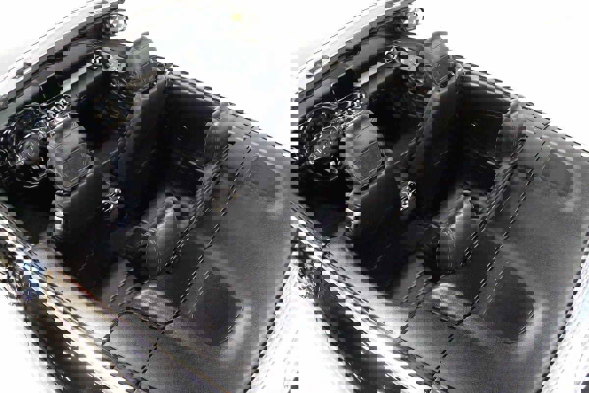 Used 2017 Mercedes-Benz C 300 4MATIC Cabriolet image 13