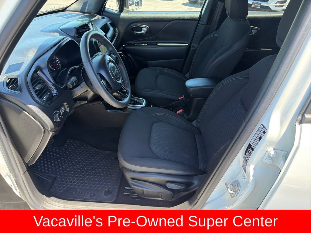 Used 2022 Jeep Renegade Altitude AWD/4WD image 9