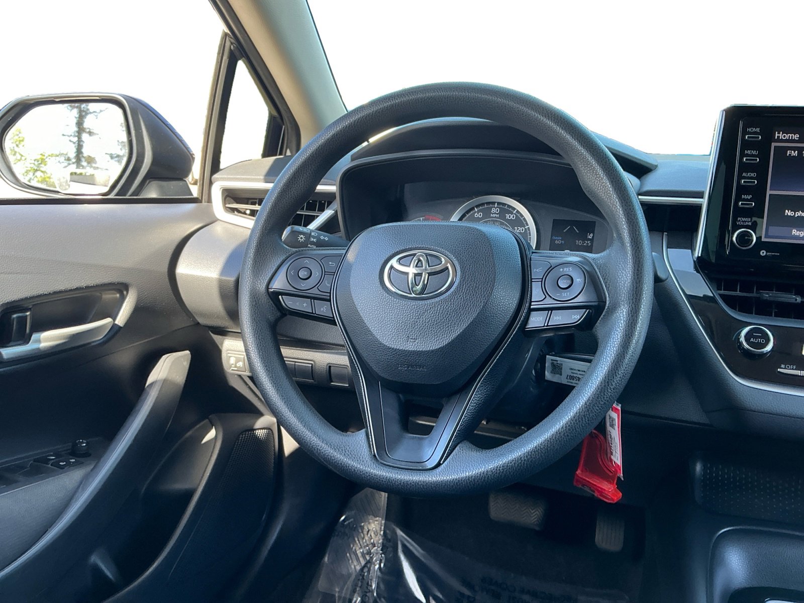 Used 2021 Toyota Corolla LE w/ Carpet Mat Package (TMS) image 9