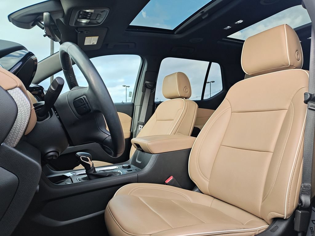 Used 2023 Chevrolet Traverse Premier w/ LPO, Floor Liner Package AWD/4WD image 13