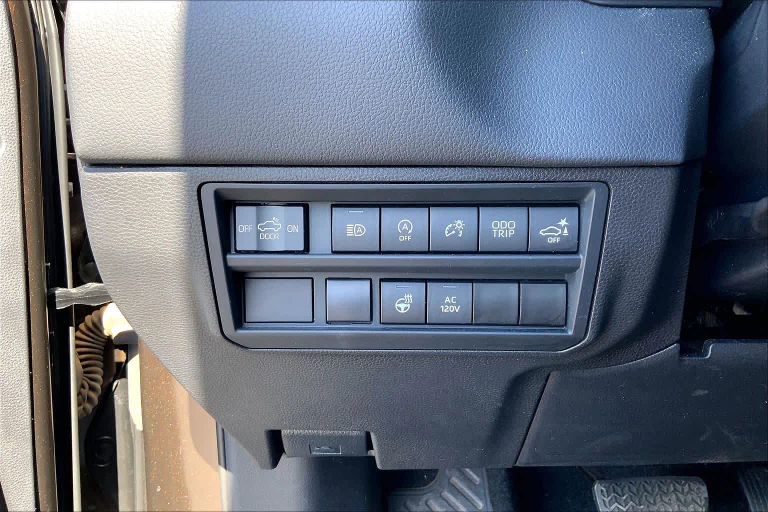 Used 2022 Toyota Tundra Limited RWD image 35