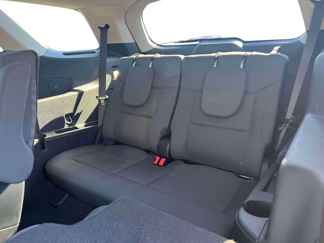 Used 2026 Ford Explorer Active AWD/4WD image 17
