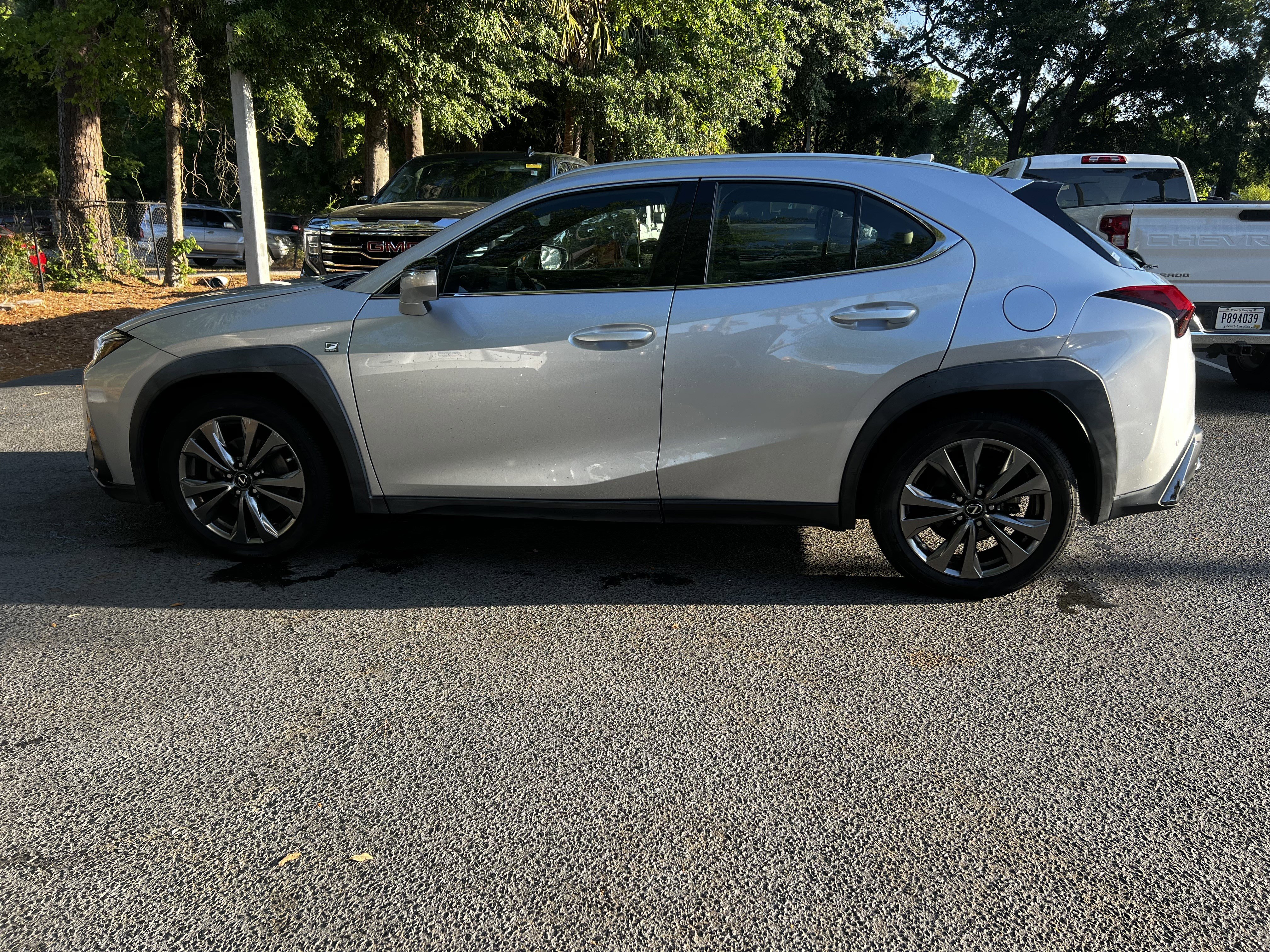 Used 2019 Lexus UX 200 F Sport w/ F Sport Premium Package image 6