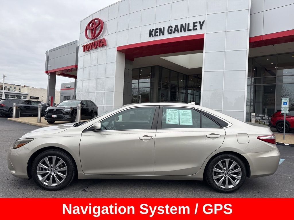 Used 2015 Toyota Camry XLE w/ Advanced Technology Package image 3