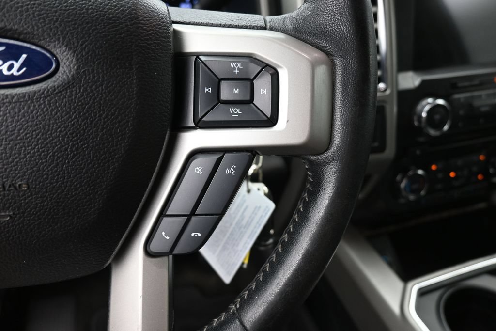 Used 2017 Ford F250 Lariat w/ Lariat Value Package AWD/4WD image 6