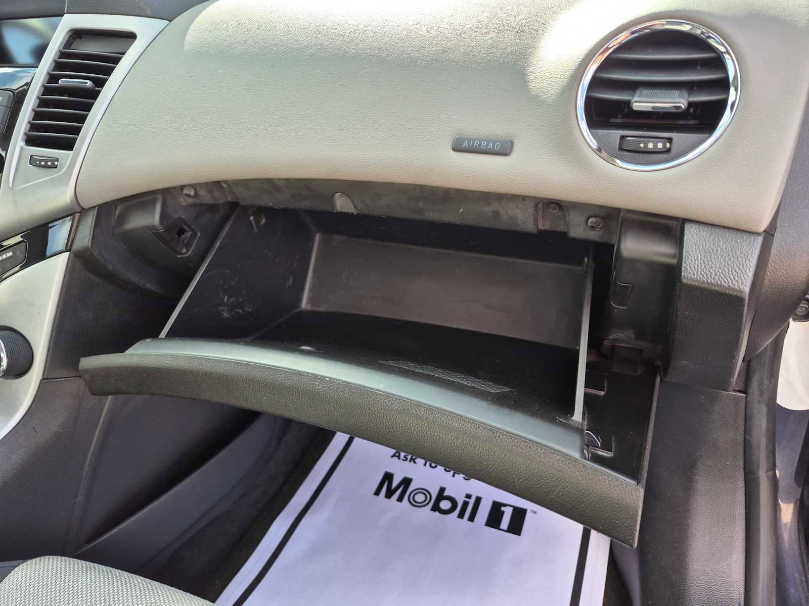 Used 2013 Chevrolet Cruze LS image 23