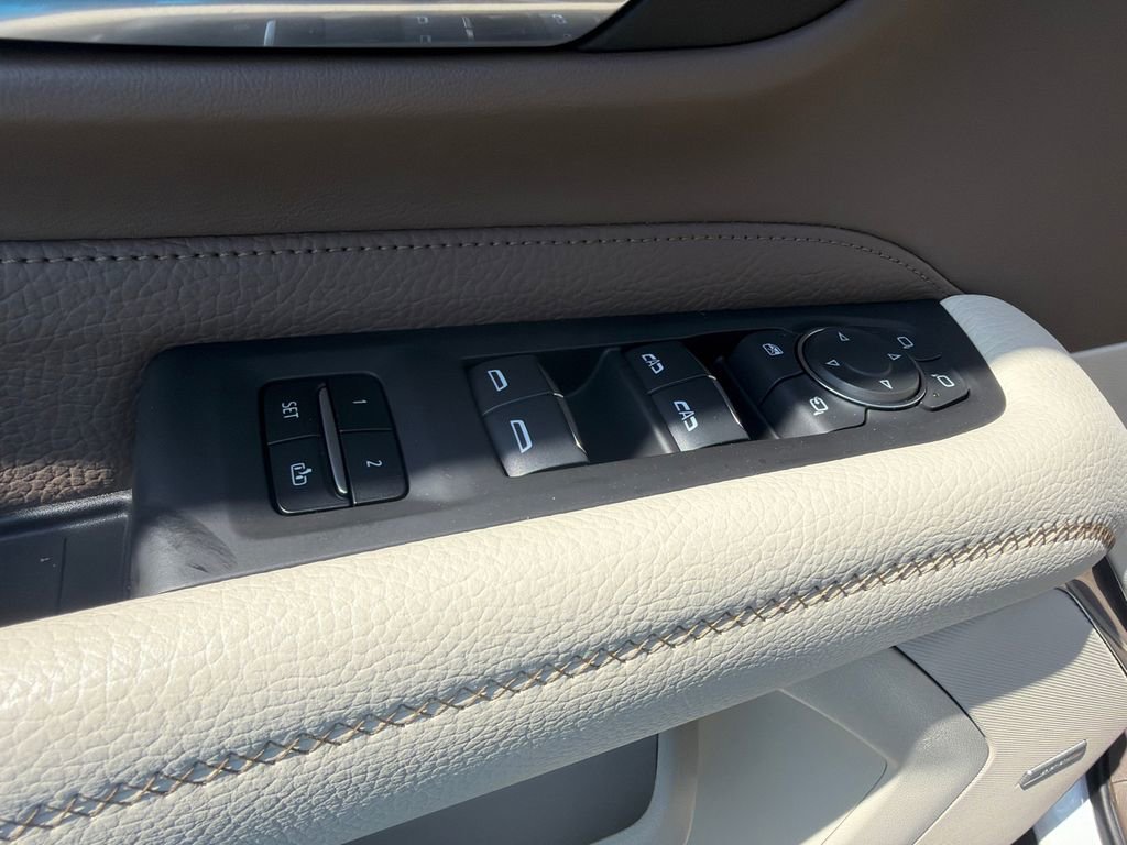 Used 2023 GMC Yukon Denali image 18