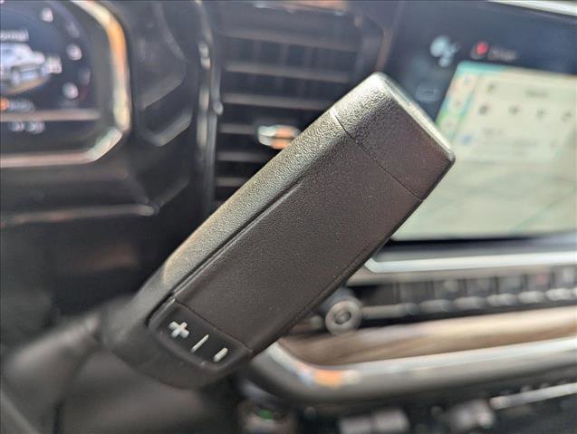 Used 2025 Chevrolet Silverado 1500 LT image 12