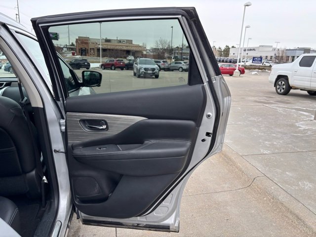 Used 2015 Nissan Murano SL w/ SL Technology Package image 25