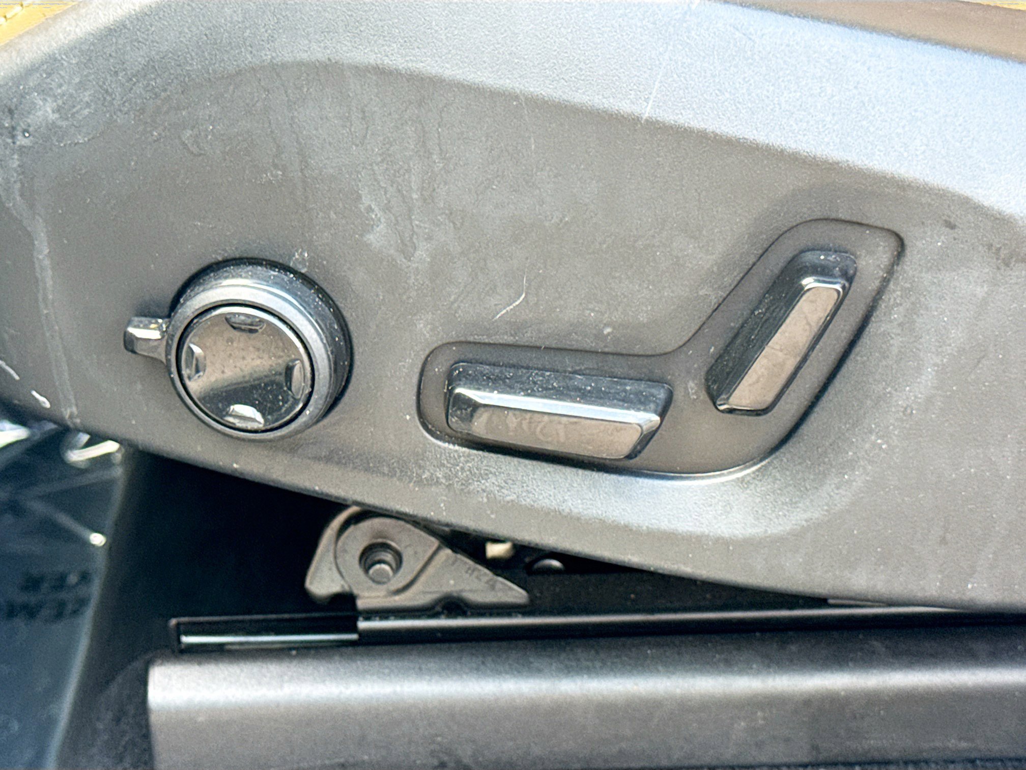 Used 2018 Volvo XC90 T6 Inscription w/ Convenience Package AWD/4WD image 24