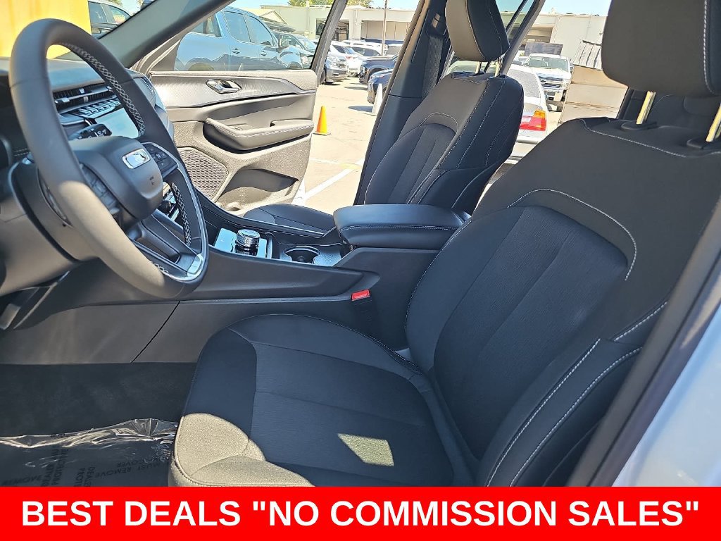 New 2027 Jeep Grand Cherokee Laredo X AWD/4WD image 15