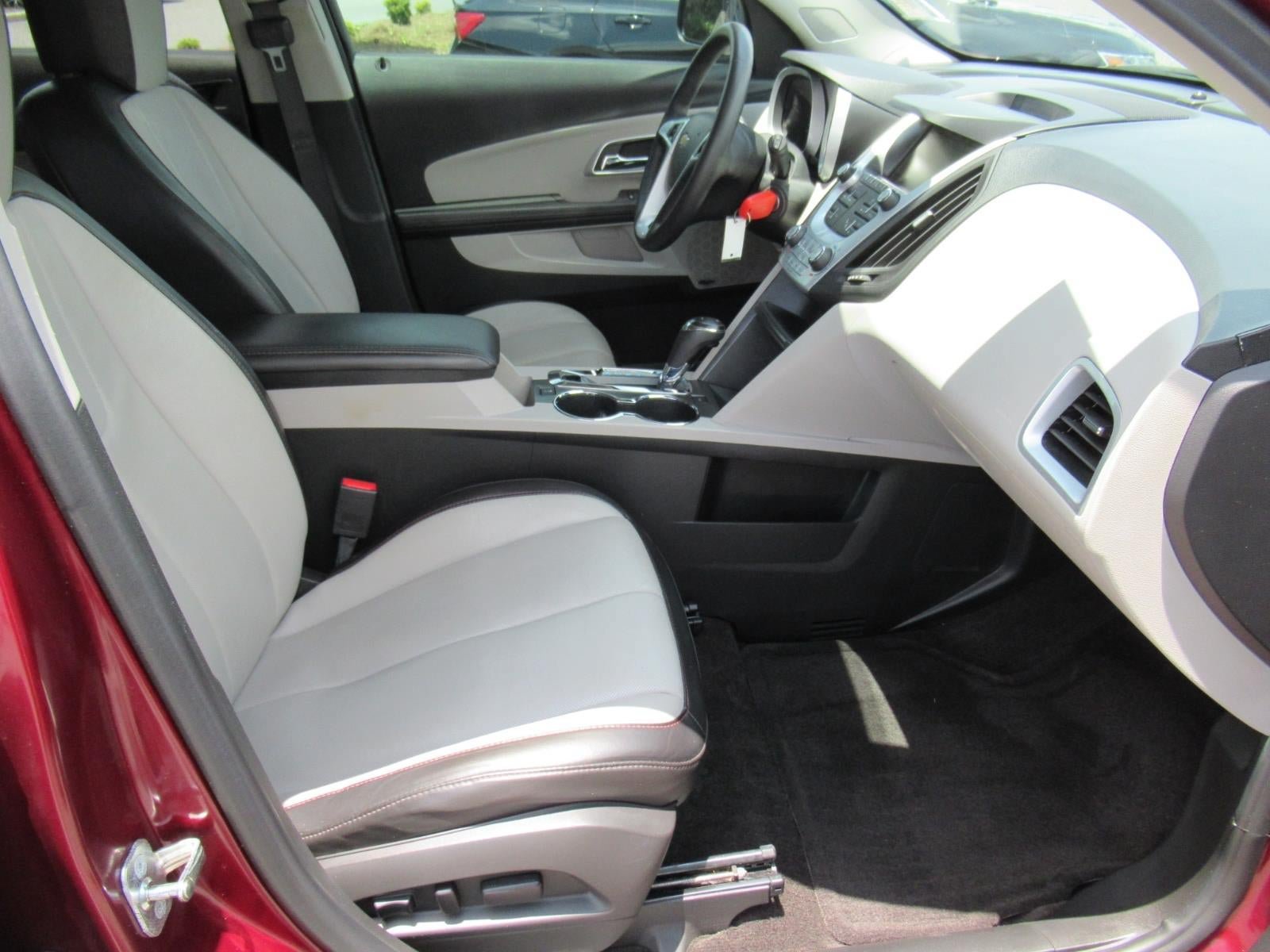 Used 2016 Chevrolet Equinox LTZ w/ Enhanced Convenience Package FWD image 10