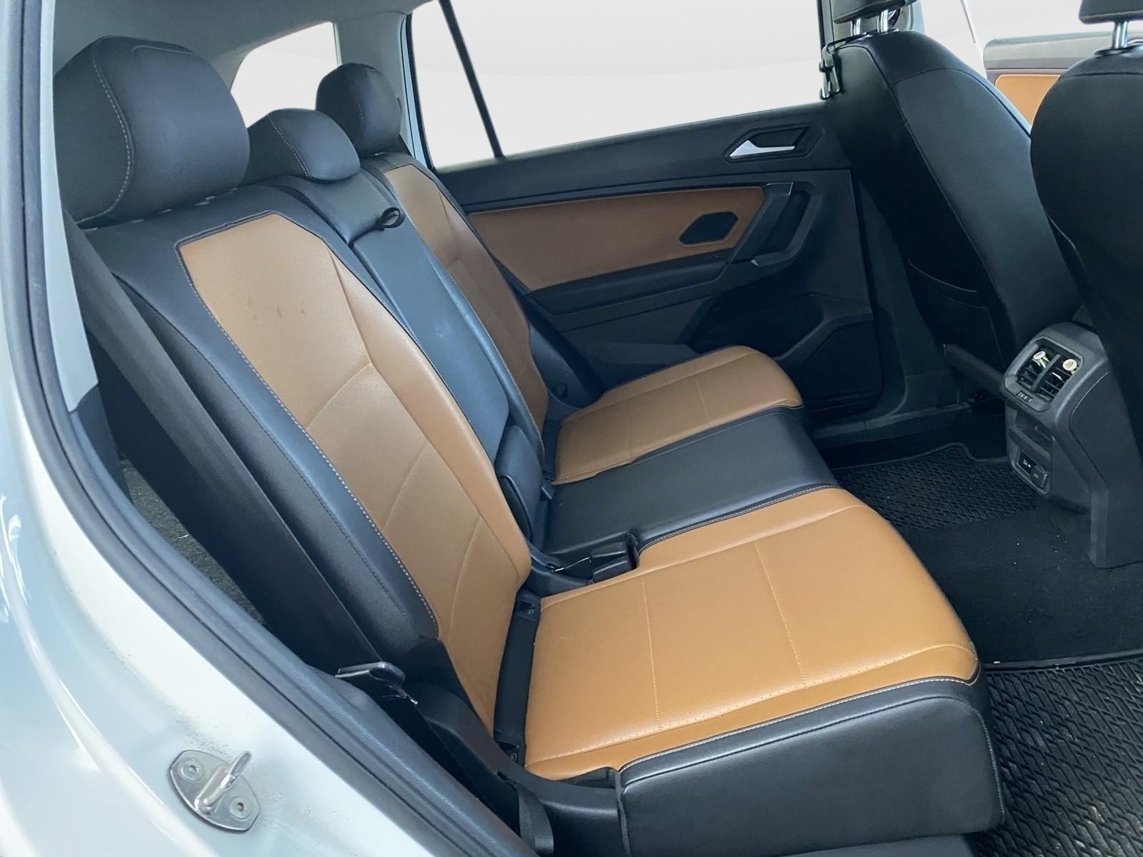 Used 2019 Volkswagen Tiguan SE w/ Panoramic Sunroof Package AWD/4WD image 12