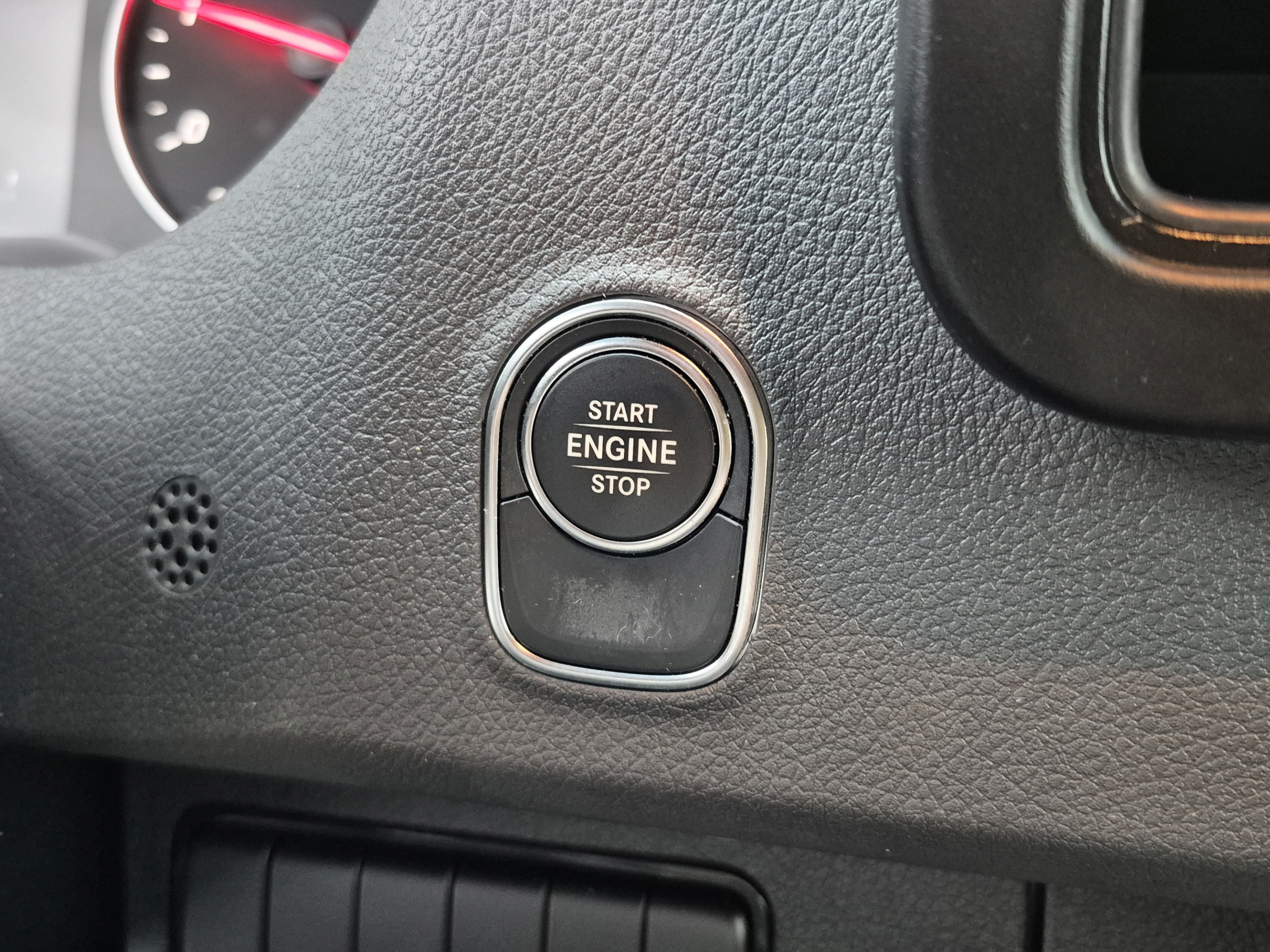 Used 2024 Mercedes-Benz Sprinter 2500 image 23